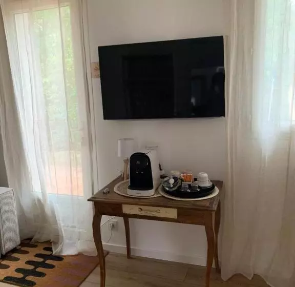 پانسیون The Home Privacy