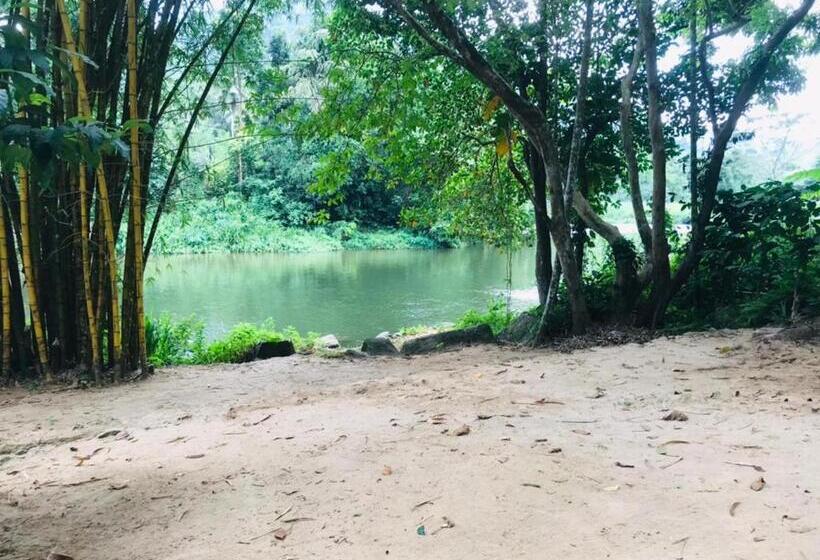 Lomakeskus Victor Guest House