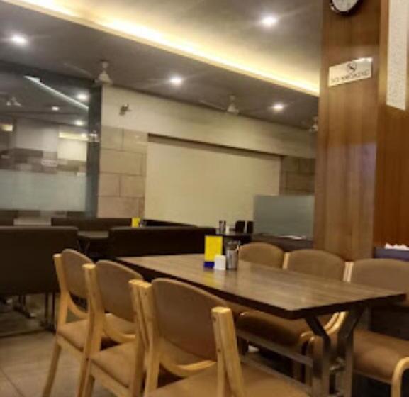 酒店 Amber, Vadodra