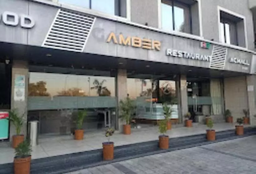 Hotelli Amber, Vadodra