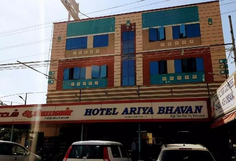 ホテル Ariyabhavan Rooms Trichy