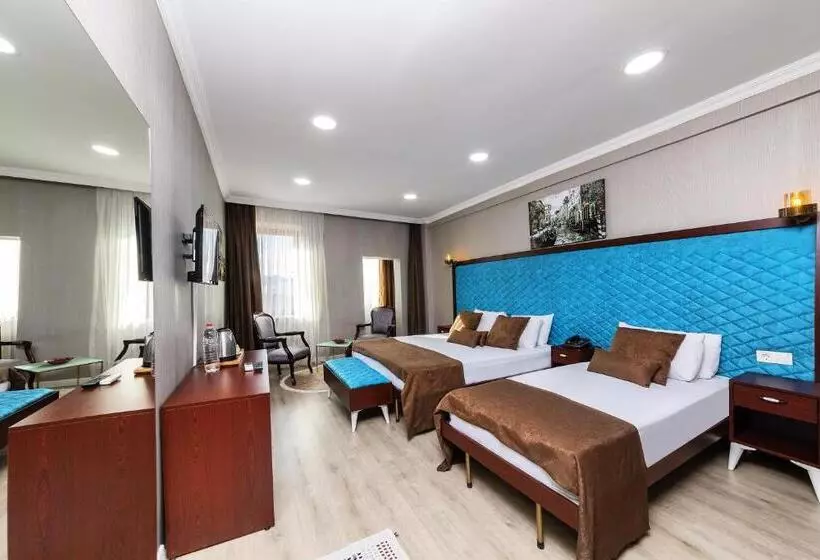 Hotelli Astro Suitess