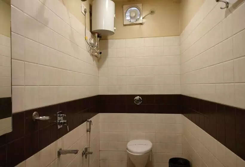 ホテル Binapani Deluxe 1