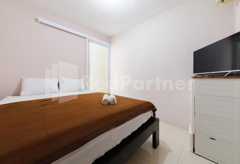 בית מלון כפרי Bintaro Guest House Near Rs Pondok Indah Bintaro Redpartner