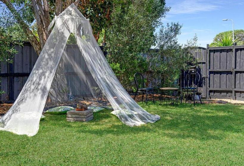 فندق Boho Coastal Vibes