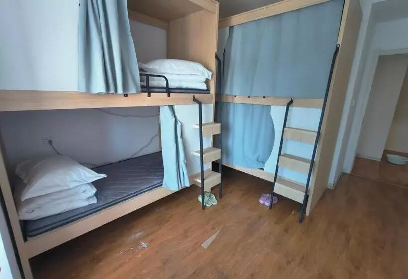 カプセルホテル Haven Youth Hostel