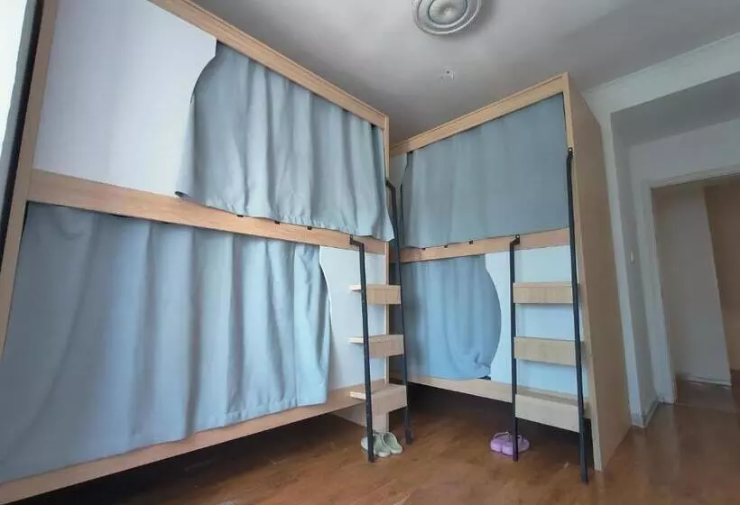 カプセルホテル Haven Youth Hostel