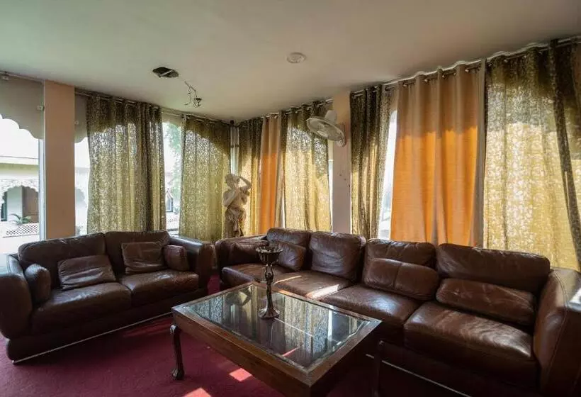 ホテル Fort Beejwar Chauhan By Aayams Neemrana