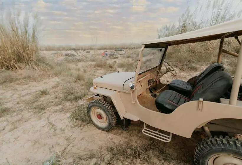 ホテル Fort Beejwar Chauhan By Aayams Neemrana