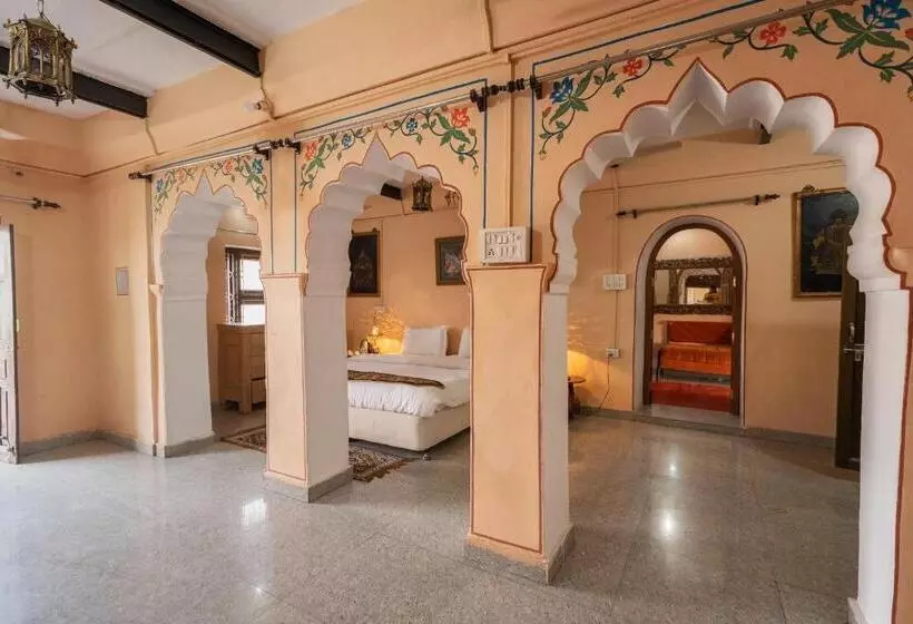 ホテル Fort Beejwar Chauhan By Aayams Neemrana