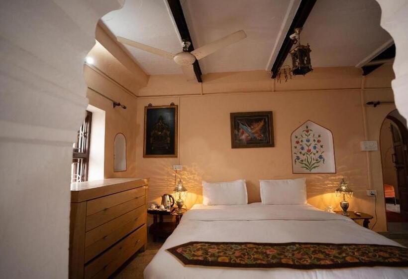 Hotel Fort Beejwar Chauhan By Aayams Neemrana