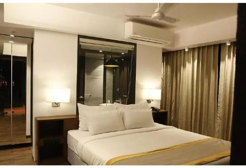 ホテル Harison Royale, Wardha