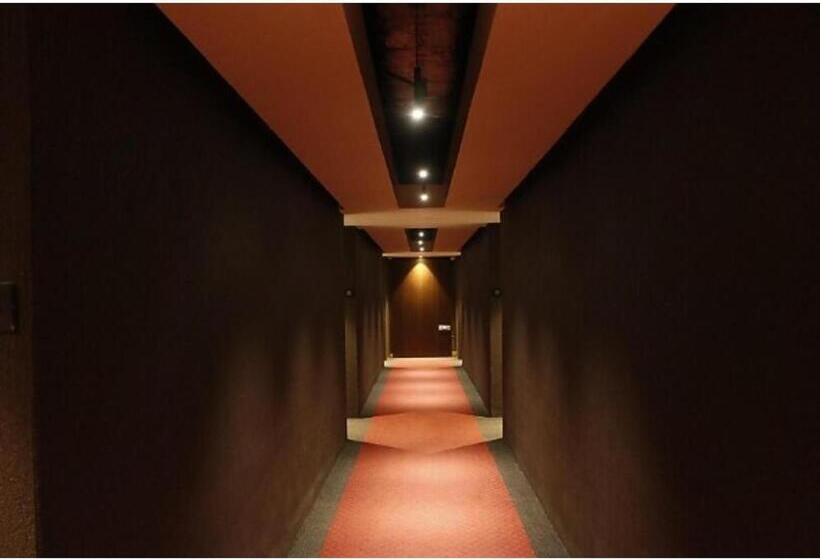 Отель Harison Royale, Wardha