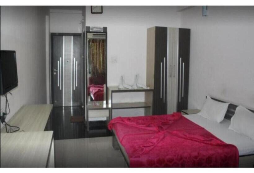 Отель Harison Royale, Wardha