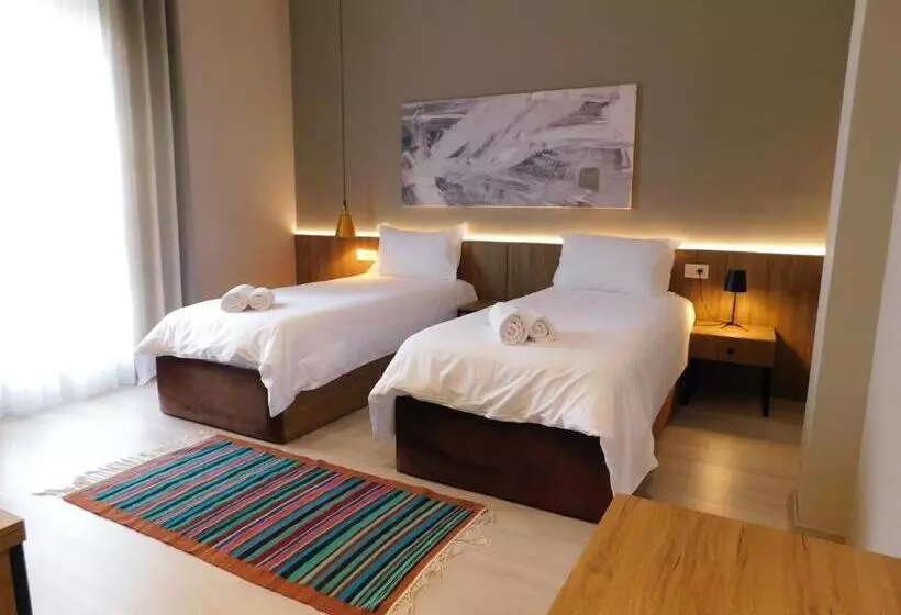 Mik Hotel Korce