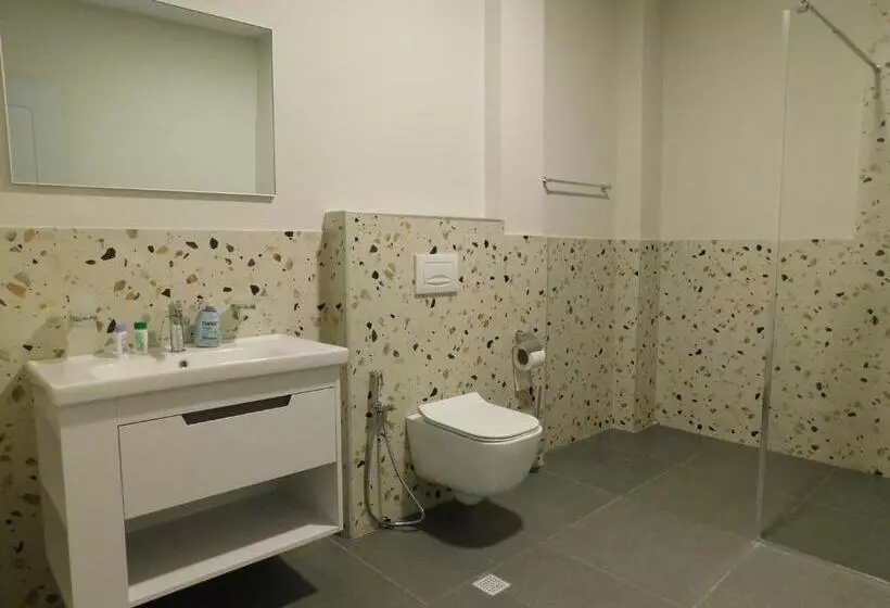 Mik Hotel Korce