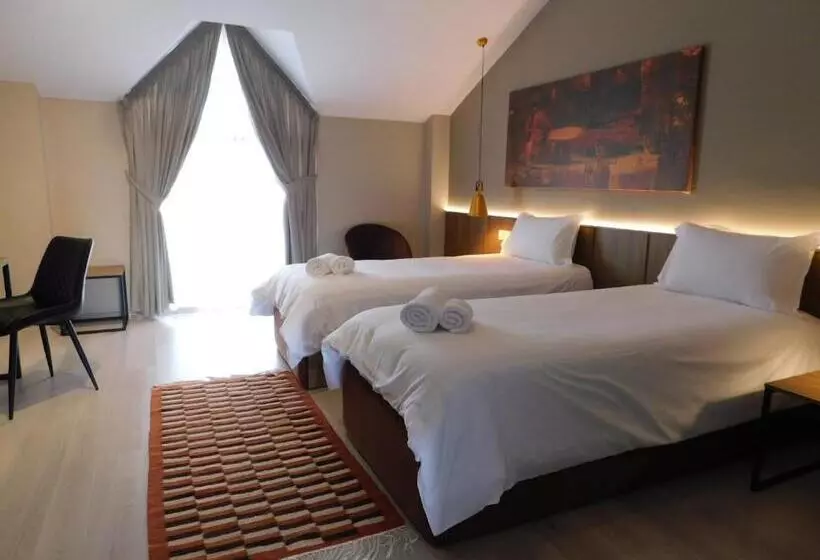 Mik Hotel Korce