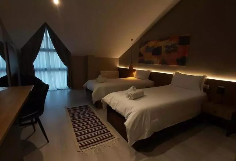 Mik Hotel Korce