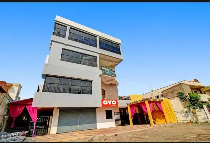 ホテル Prasad Enclave