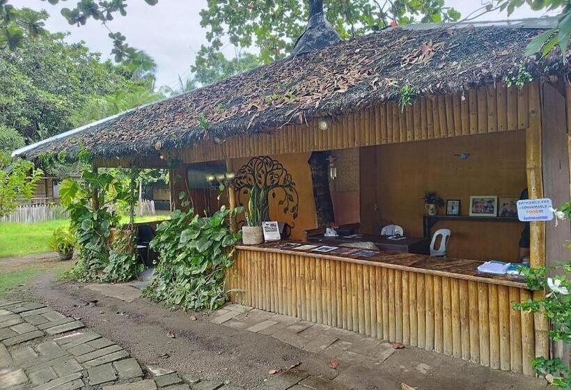 ホテル Reddoorz @ Padi Beach Resort Oton Iloilo