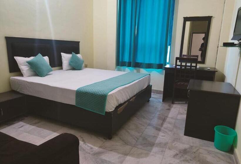 ホテル Royal Fort Chandwaji