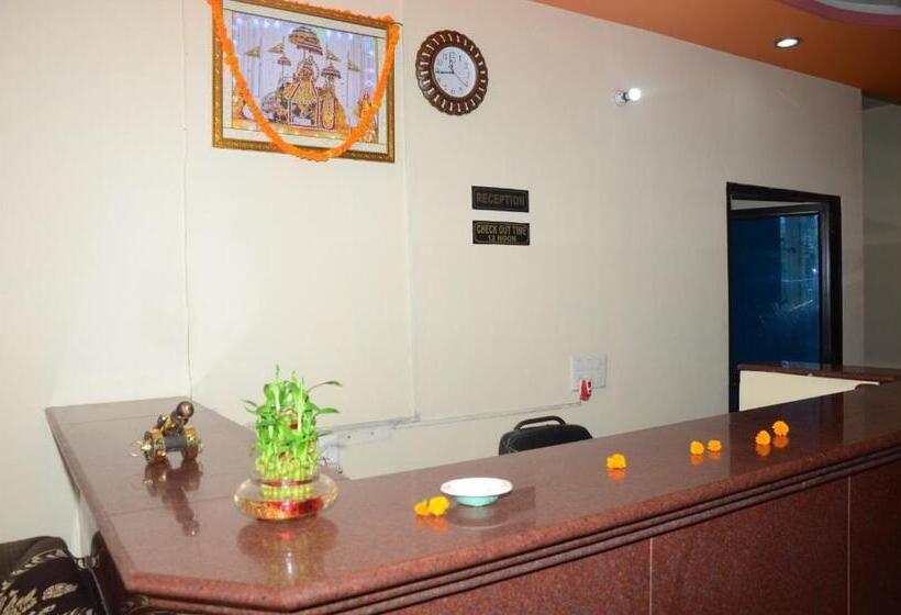 ホテル Royal Fort Chandwaji