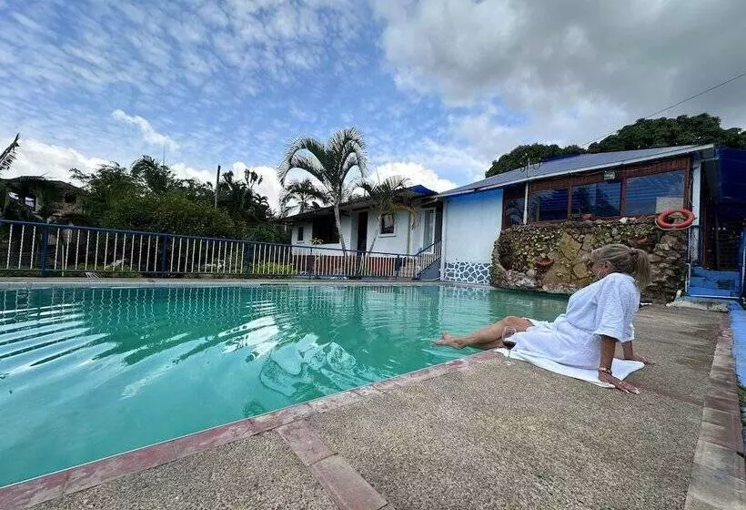 Hotelli Sary House By Anne Spa