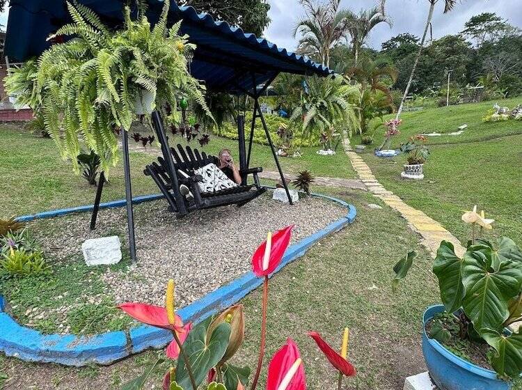 Отель Sary House By Anne Spa