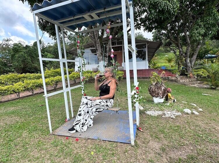 Отель Sary House By Anne Spa