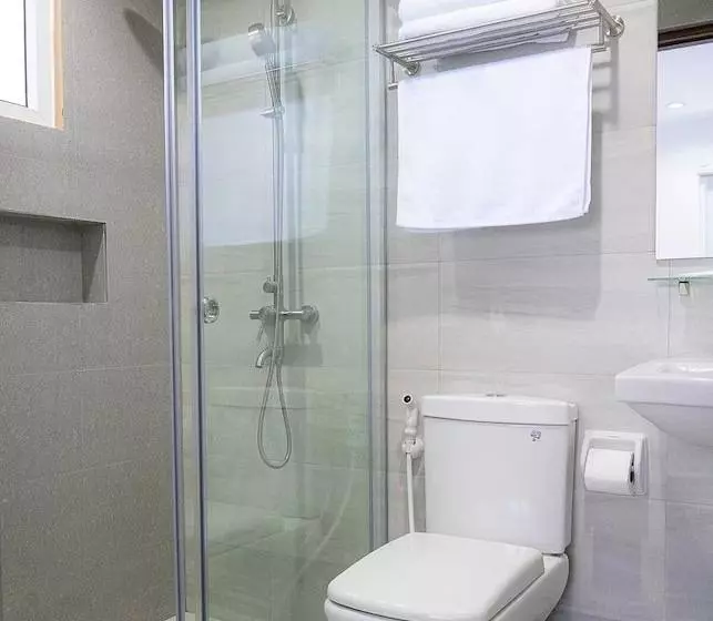 Mangrove Place And Residences By Hiverooms