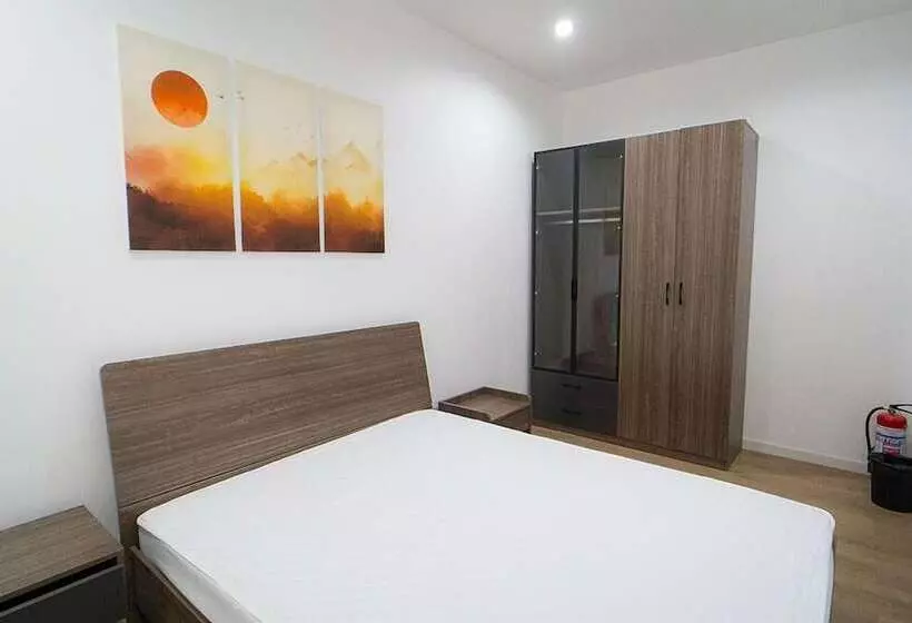 Mangrove Place And Residences By Hiverooms