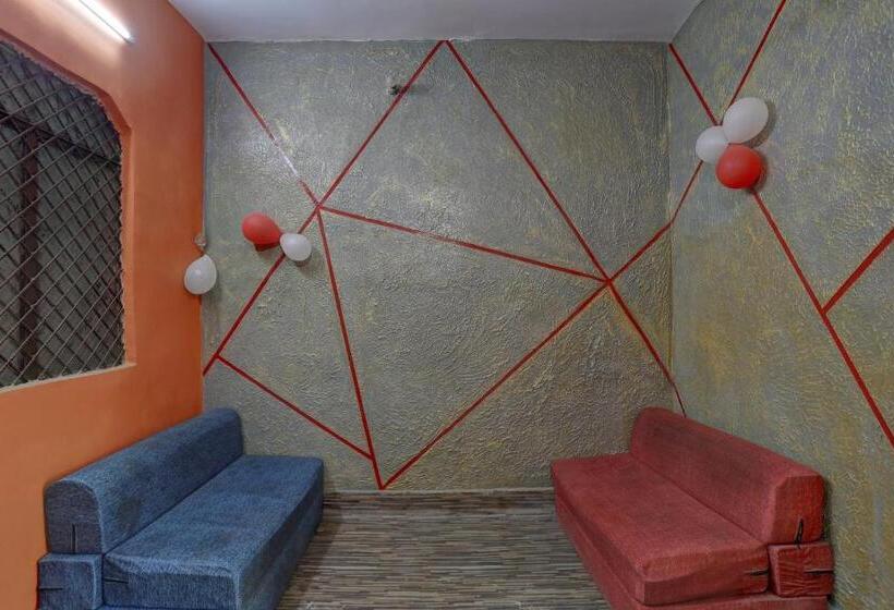 Oyo Hotel New Samrat