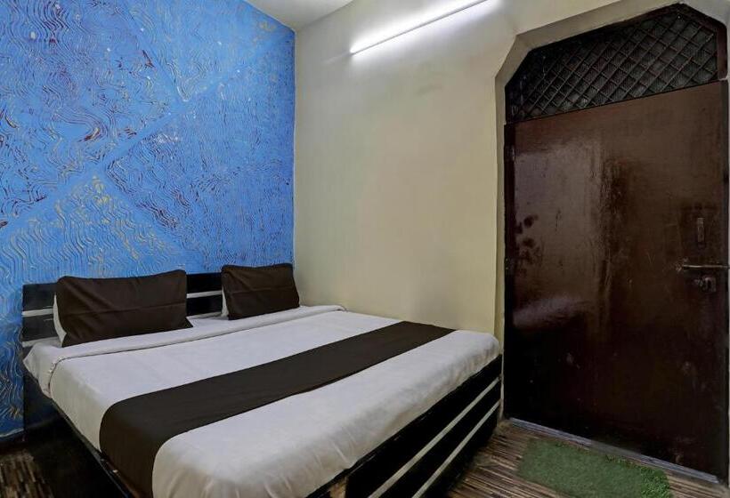 Oyo Hotel New Samrat