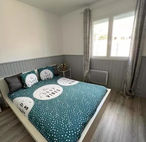 ペンション Logement 15 Minuites De Bordeaux