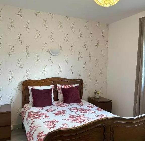 ペンション Logement 15 Minuites De Bordeaux