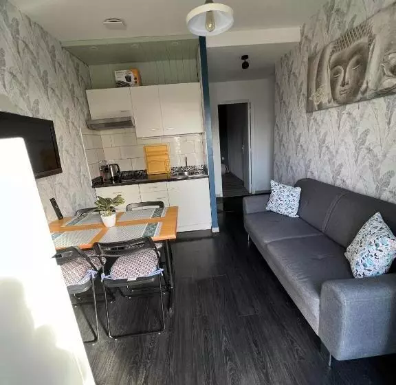 ペンション Logement 15 Minuites De Bordeaux