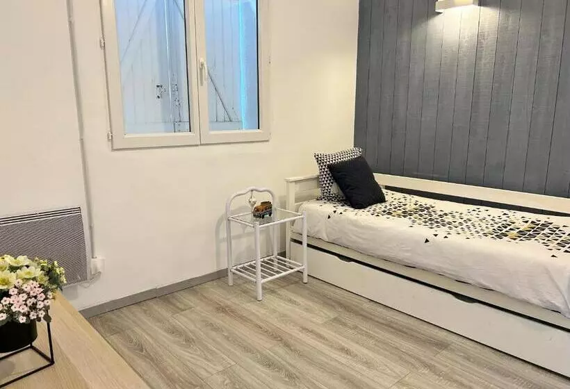 ペンション Logement 15 Minuites De Bordeaux
