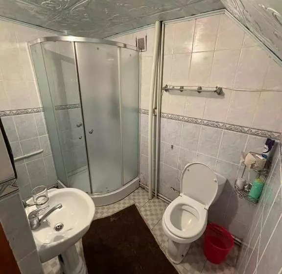 پانسیون Turguest House In Jeti Oguz