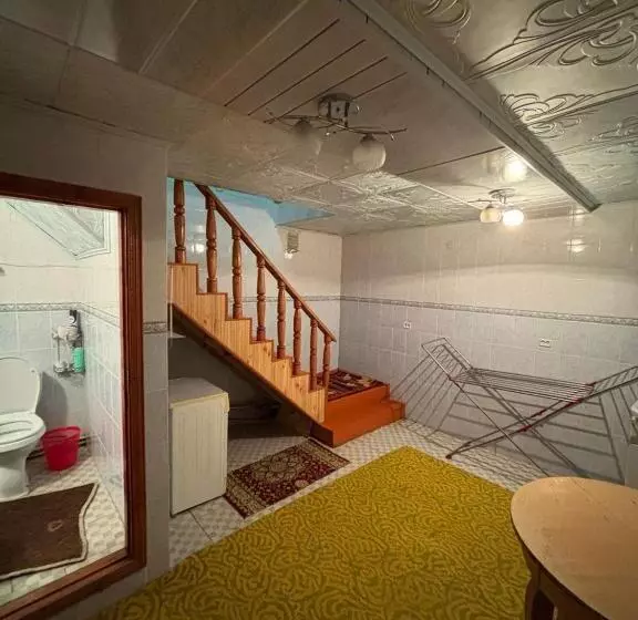 پانسیون Turguest House In Jeti Oguz