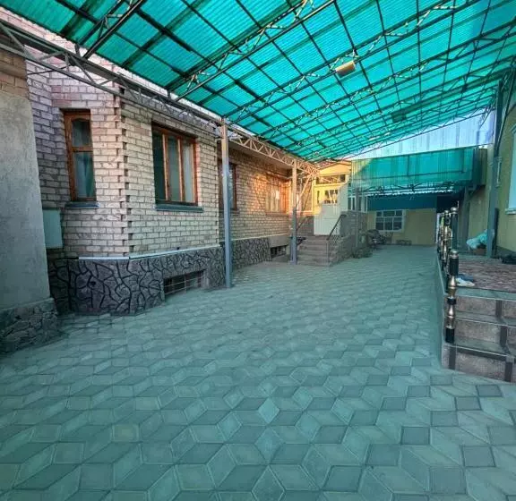 پانسیون Turguest House In Jeti Oguz