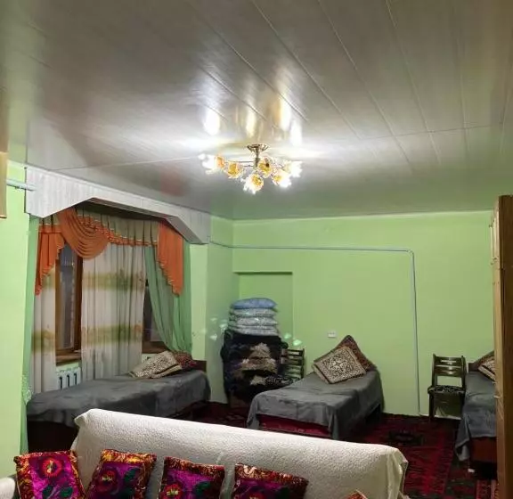 پانسیون Turguest House In Jeti Oguz