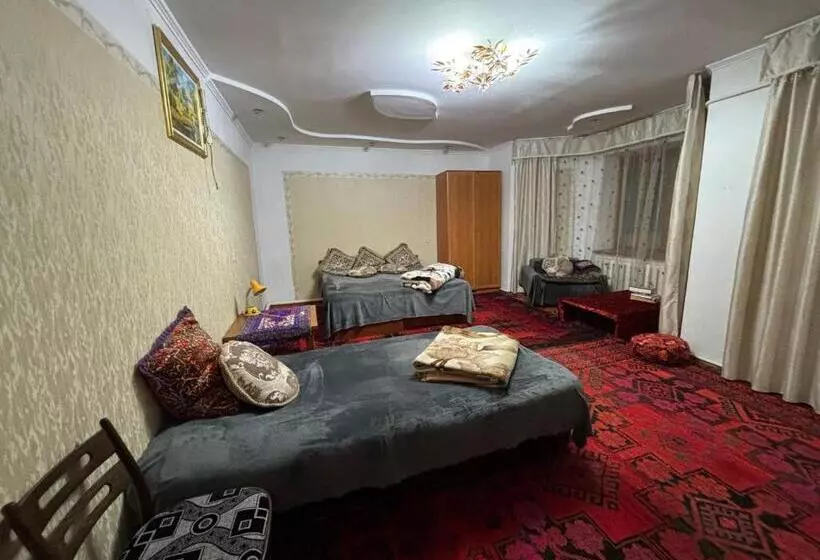 پانسیون Turguest House In Jeti Oguz
