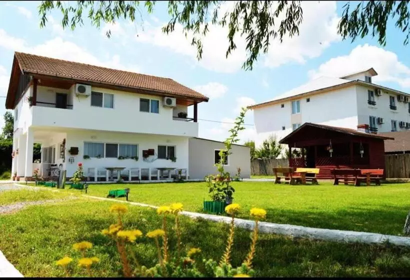 ペンション Vis De Vara