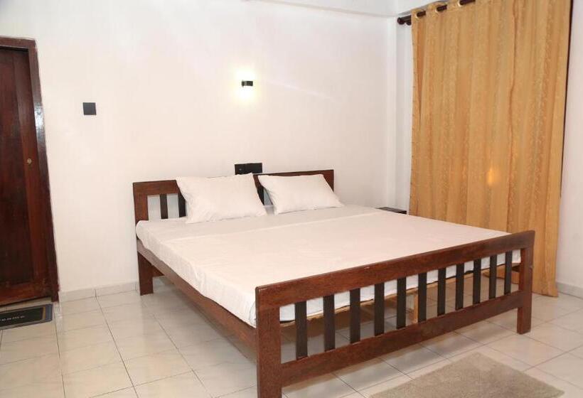 بنسيون Wave Crest Residence