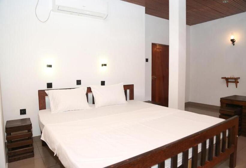 بنسيون Wave Crest Residence