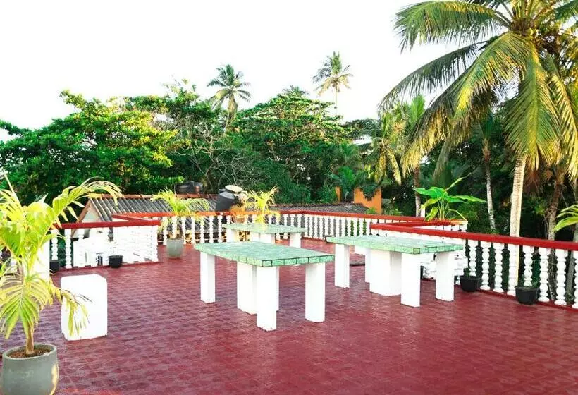 Majatalo Wave Crest Residence