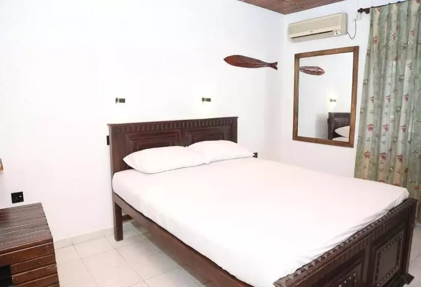 Majatalo Wave Crest Residence