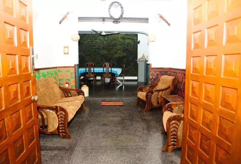 Majatalo Wave Crest Residence