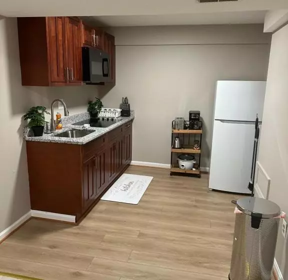 ペンション Xena Guest House