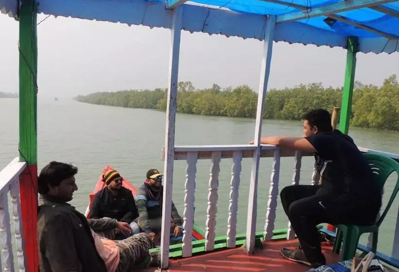 リゾートホテル Ritabani Earthen Retreat Sundarbans